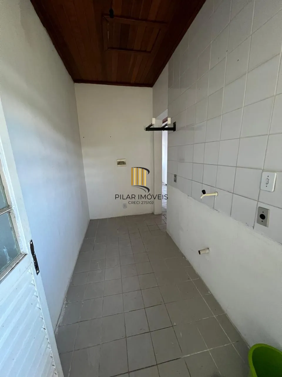 Apartamento de 2 dormitórios localizado em viamão
