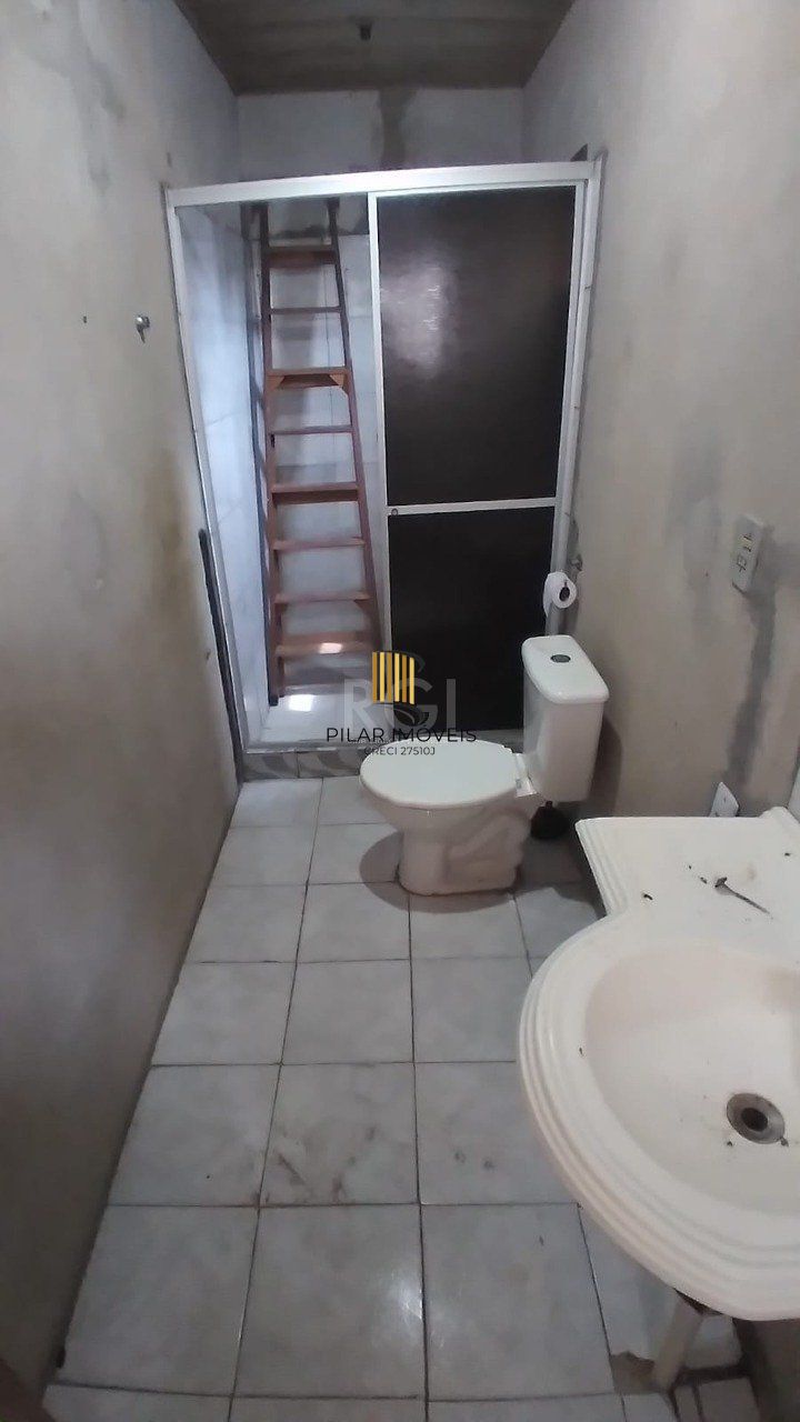 SOBRADO NA HIPICA - 4 DORMITÓRIOS