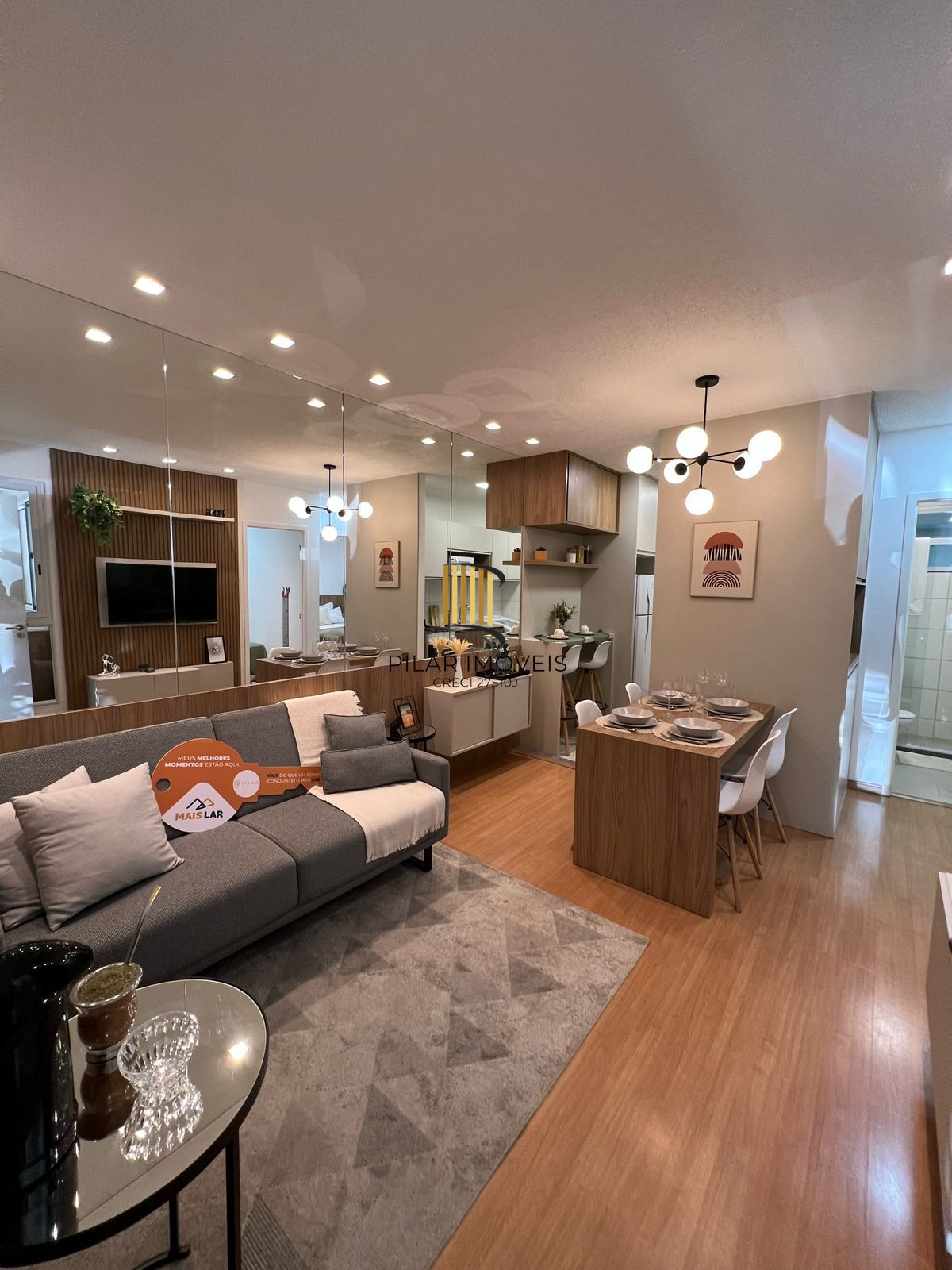 Ótimo apartamento Gardem de 2 dormitórios no bairro Campo Novo