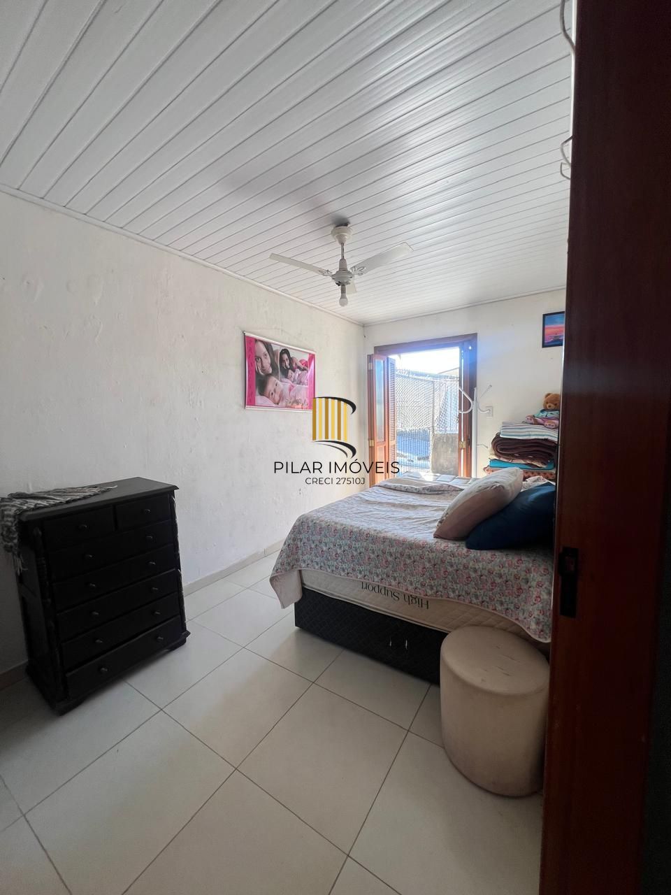Casa a venda no Bairro Hípica - 3 dormitórios - 2 vagas