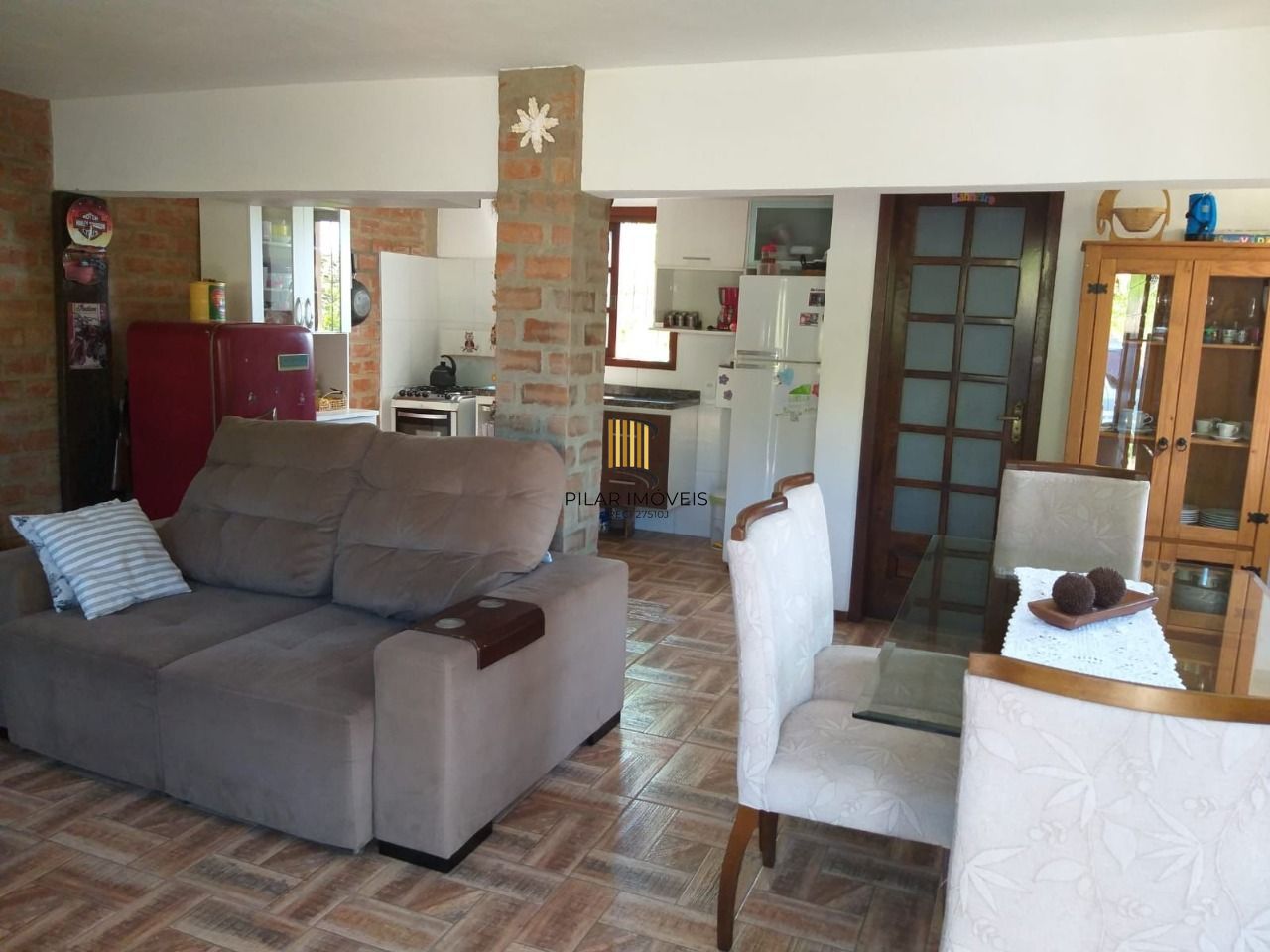 Casa para Venda - 300m², 5 dormitórios, 4 vagas - Vila Nova