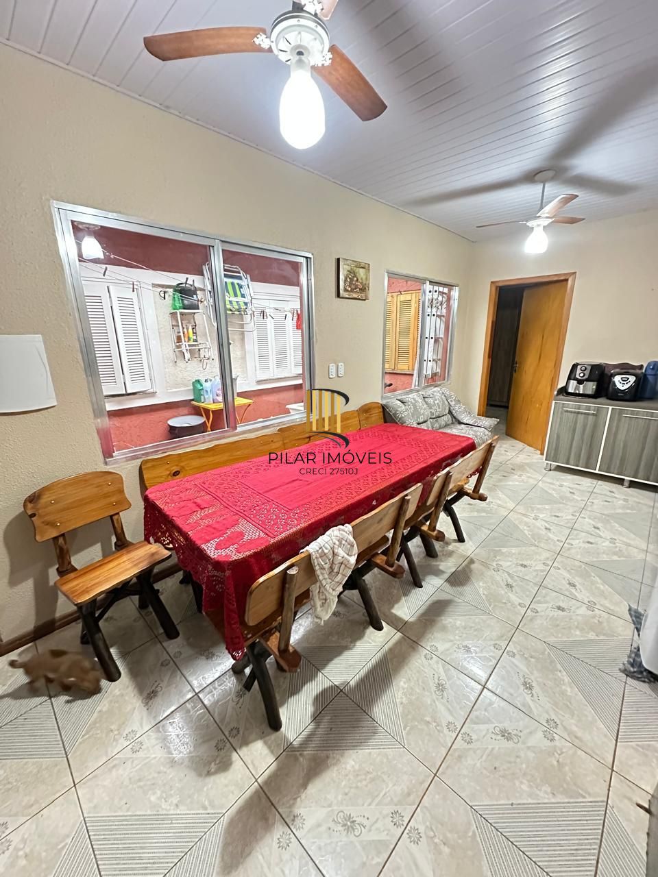 CASA DE ESQUINA NO MORADAS DO SUL - 4 DORMITÓRIOS