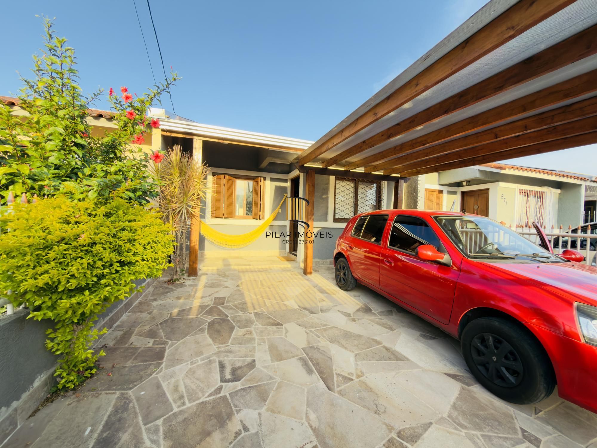 Casa no bairro Hípica - Moradas do Sul - 2 dormitórios