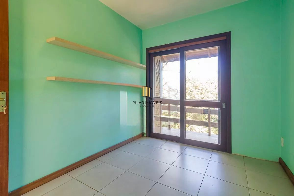 Ótimo sitio com 2 dormitórios  no Bairro Hípica com  área frutífera