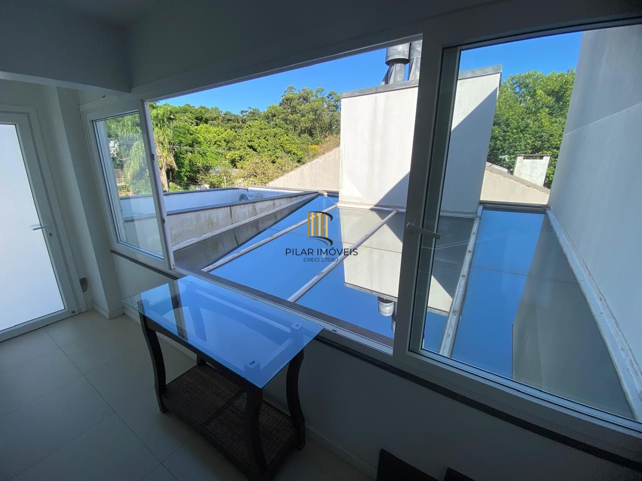 Casa em Ipanema com 4 Dormitórios sendo 3 Suíte