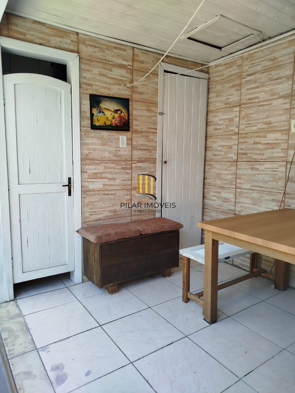 Casa no bairro Hípica - 2 dormitórios