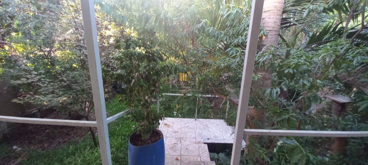 bela casa com grandes ambientes no campo novo
