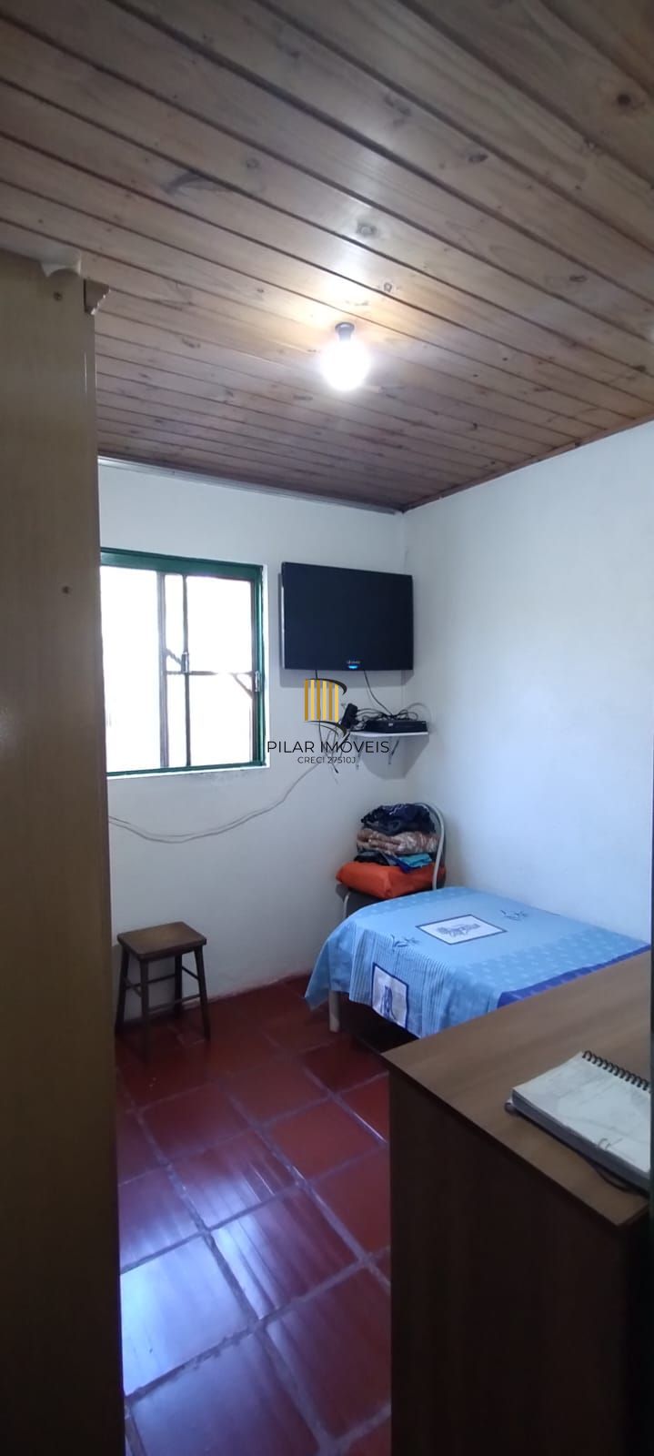 Casa no bairro Lomba do Pinheiro - 2 dormitórios