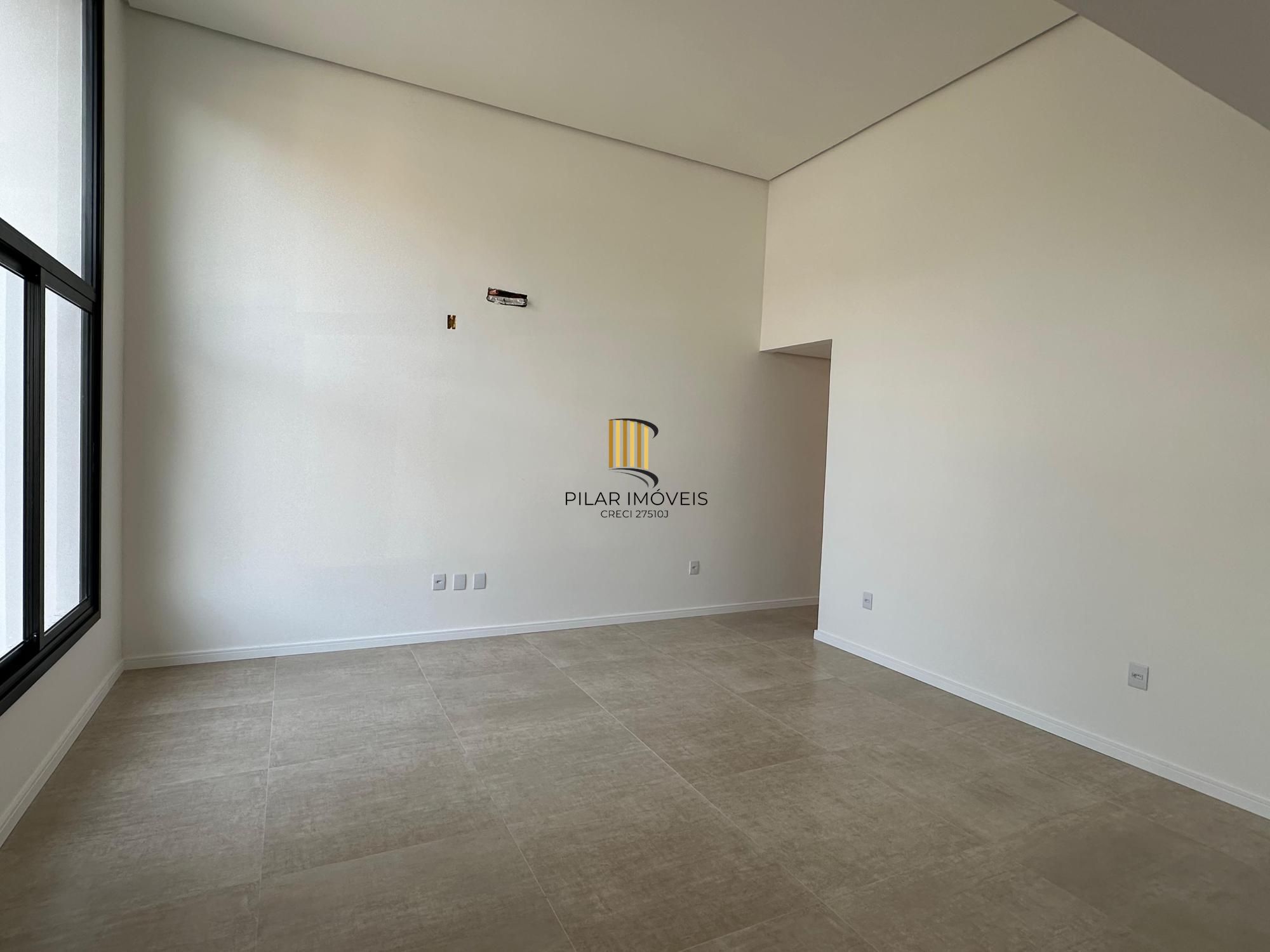 Casa 3 dormitórios no Bairro Hípica - Jardins do Prado