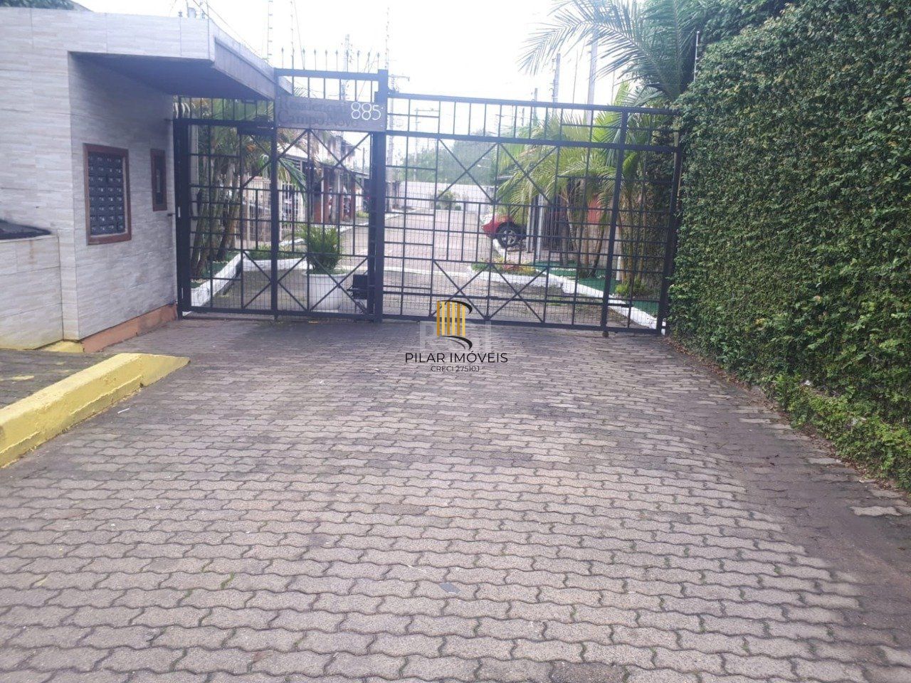 Sobrado no bairro Restinga - 2 dormitórios