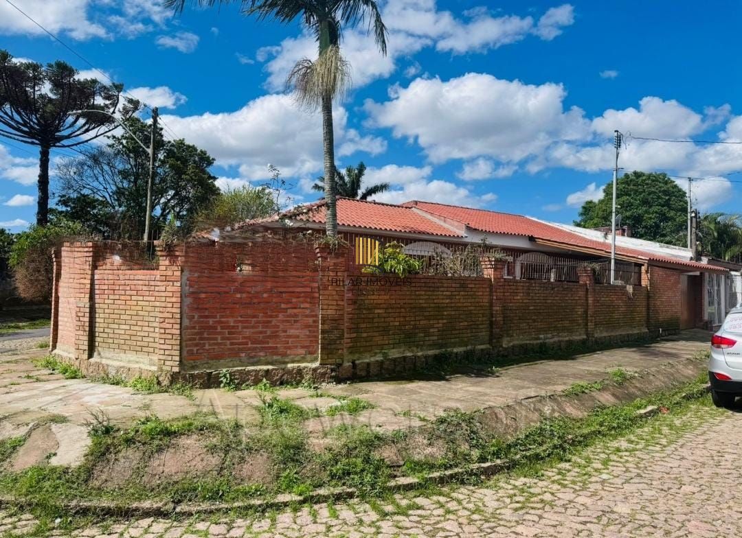 Casa no bairro Guarujá - 3 dormitórios - 1 suíte - Pilar Imóveis