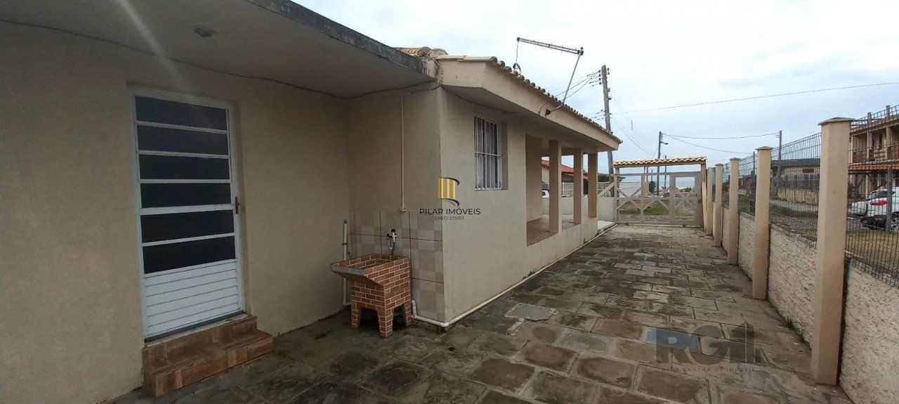 Casa em Pinhal - 5 dormitórios - FINANCIÁVEL