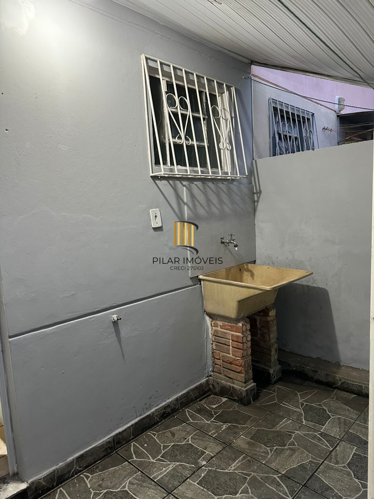 Sobrado no bairro Restinga 2 dormitórios - 1 vaga (em frente ao Asun)
