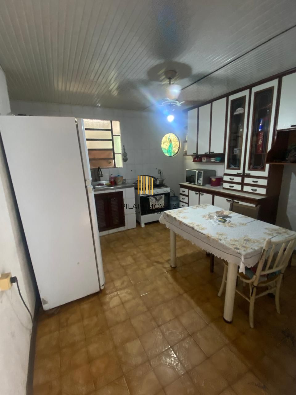 Ótima casa no bairro restinga de 4 dormitórios