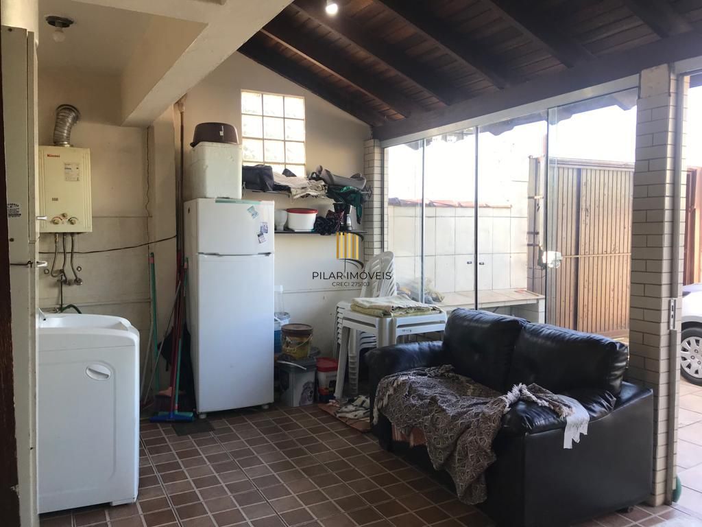 Sobrado semi mobiliado de 3 dormitorios sendo uma suite no bairro Hipica