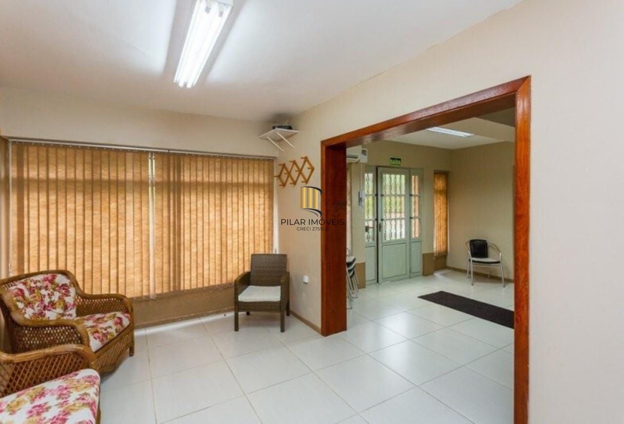 Apartamento no bairro Petrópolis - 2 dormitórios