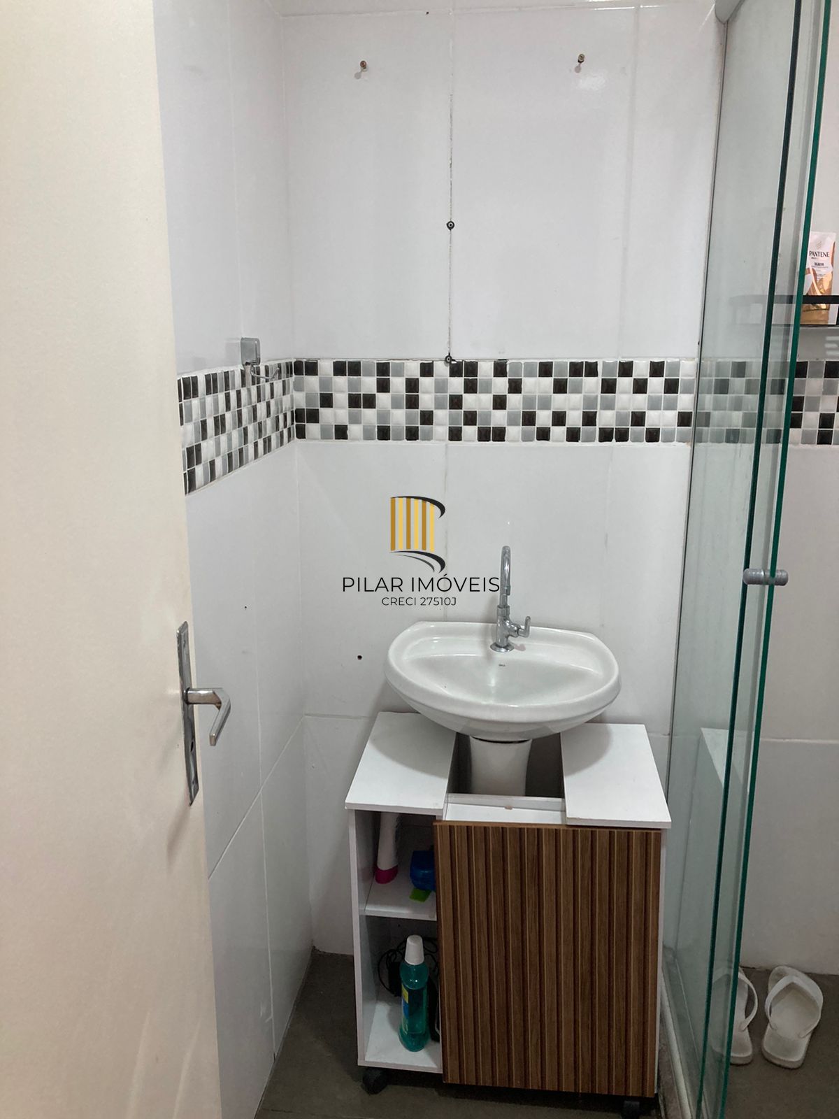 Apartamento no bairro Vila Nova - 2 dormitórios - churrasqueira na sacada