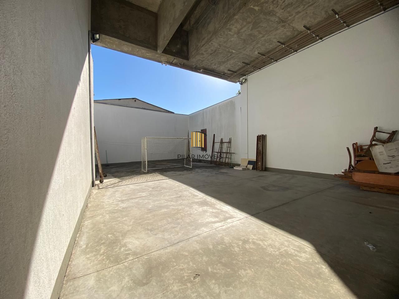 Casa em Ipanema com 4 Dormitórios sendo 3 Suíte