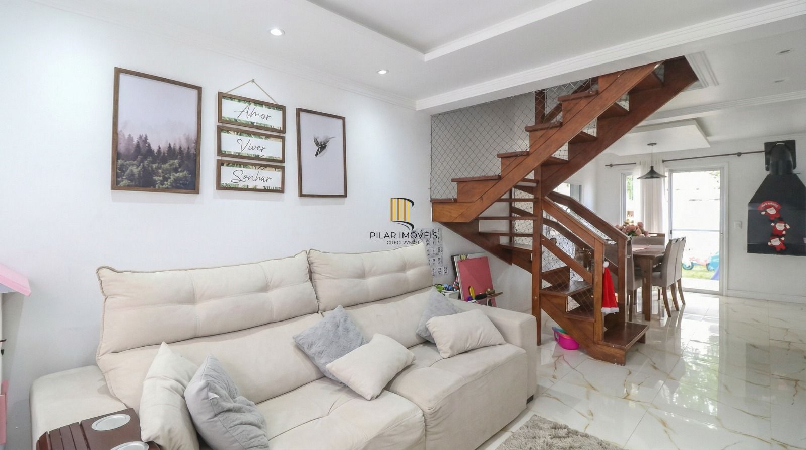 Casa 3 dormitórios Bairro Hípica