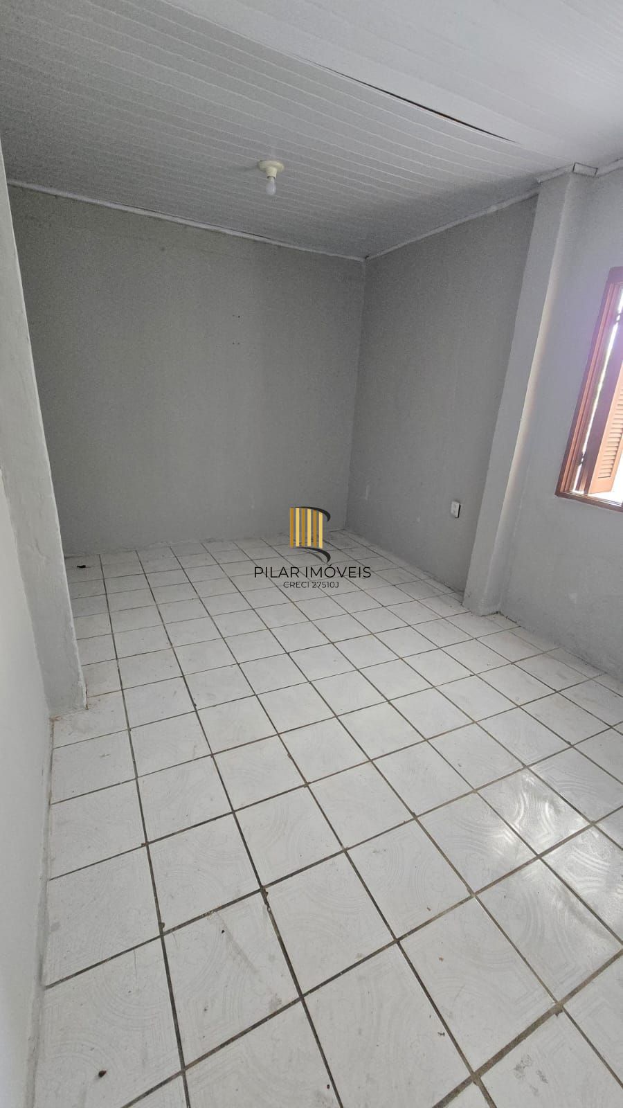 Casa com 2 dormitórios no bairro Restinga -1 vaga - FINANCIÁVEL