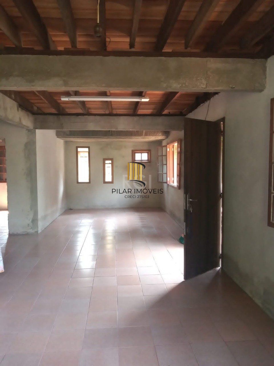 Casa 4 dormitórios no bairro Vila Nova