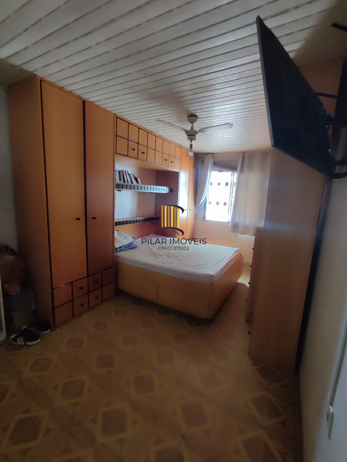 Casa no bairro Restinga - 3 dormitórios