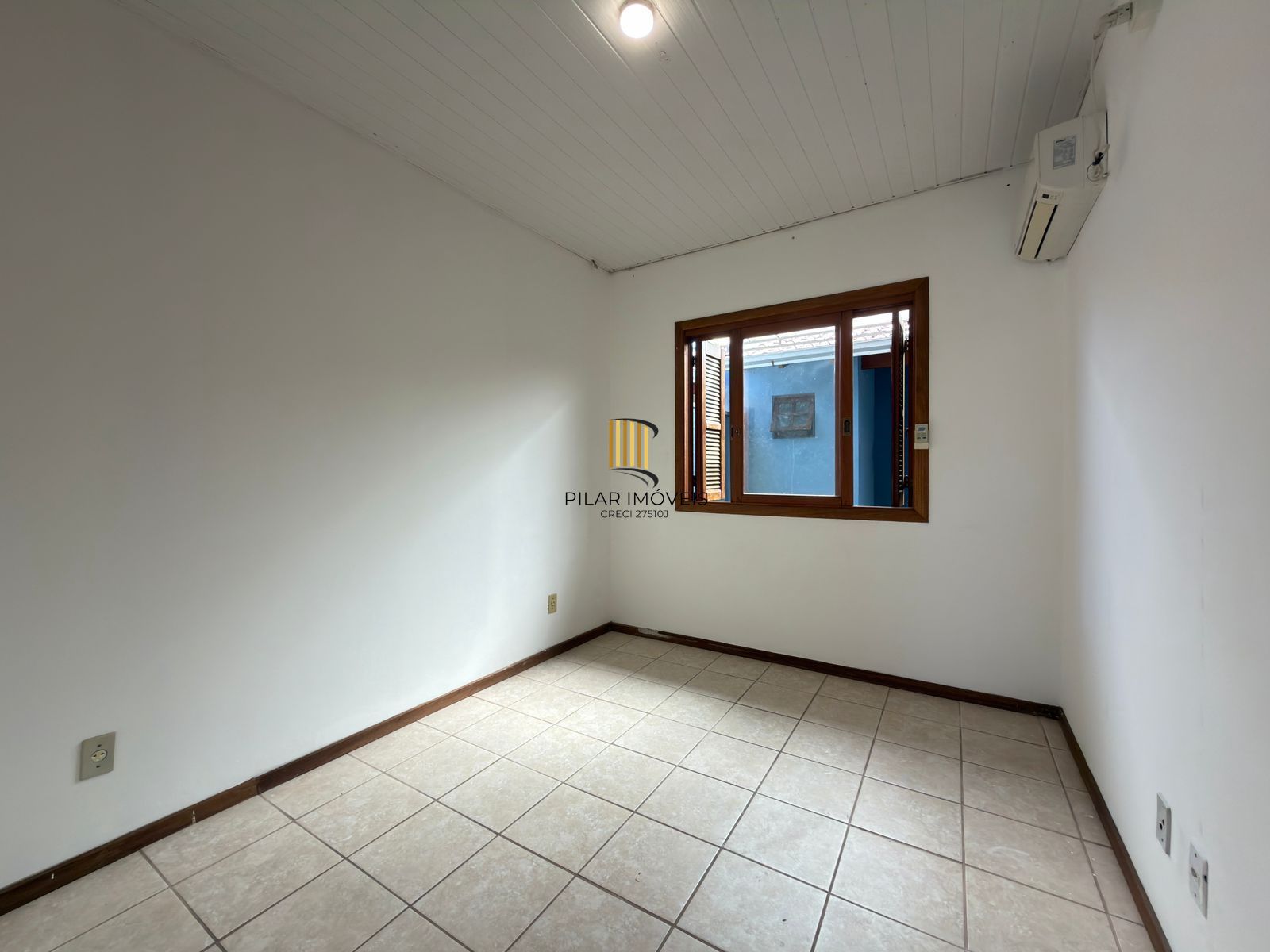 Casa no bairro Hípica - Moradas do Sul - 3 dormitórios