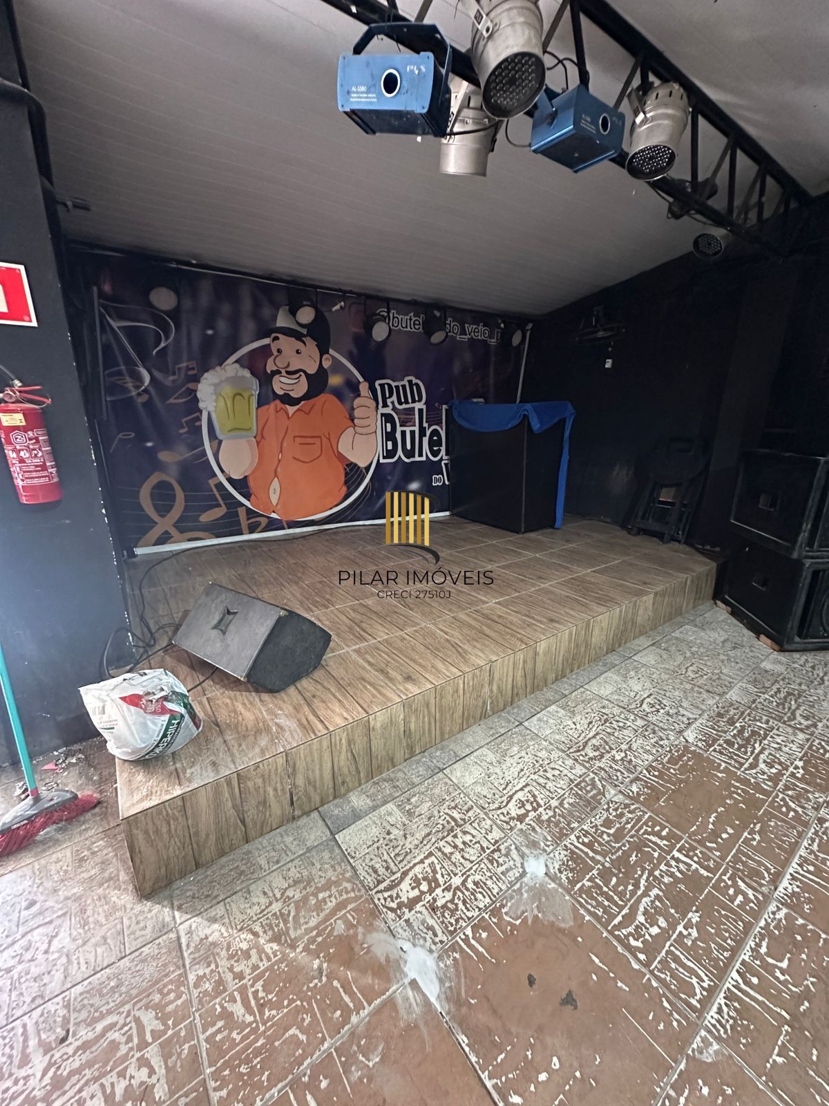 Loja comercial-bairro Hipica