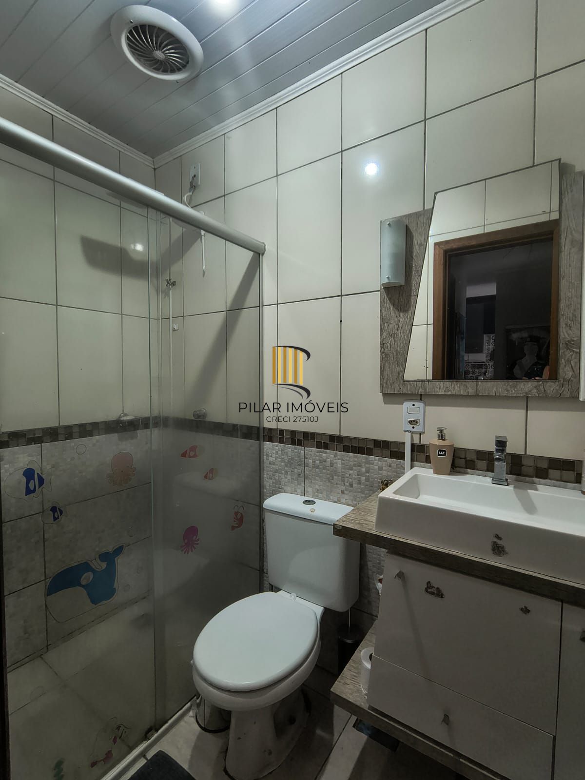 Casa semi mobiliada de 3 dormitorios no bairro Hipica