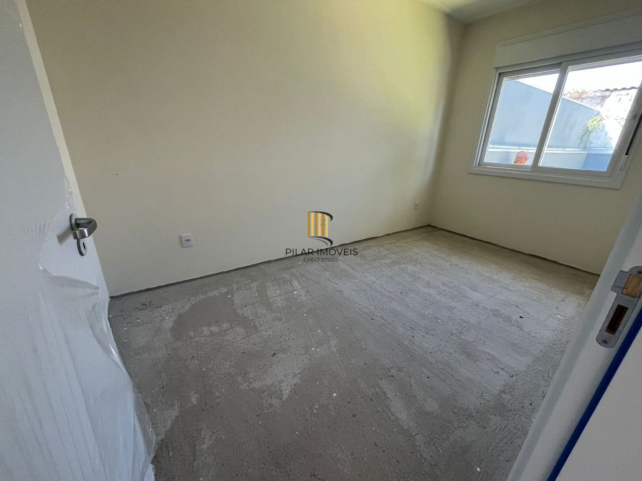 Ótima casa térrea de 3 Dormitórios sendo um suíte