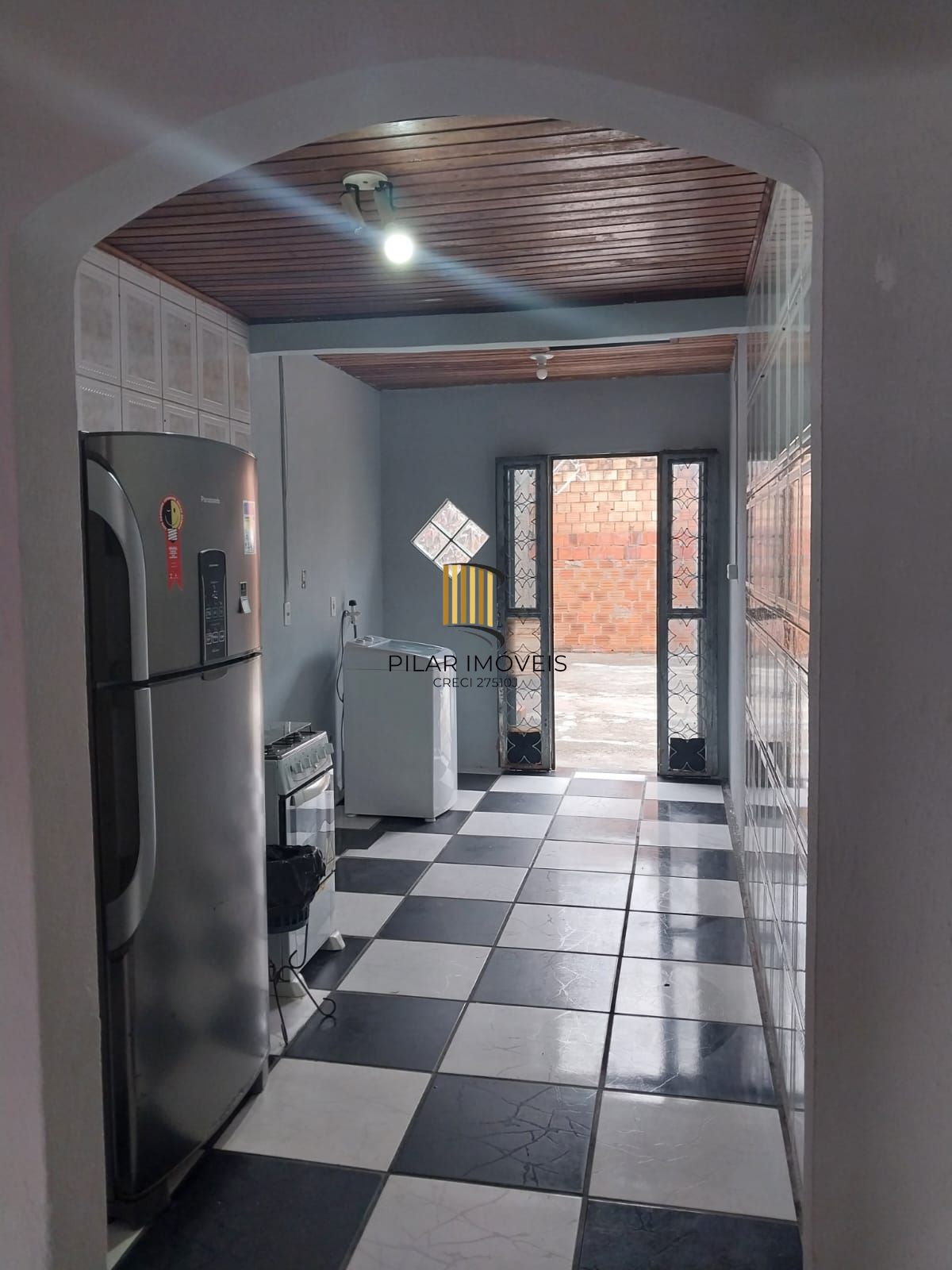 Casa no bairro Hípica - 2 dormitórios