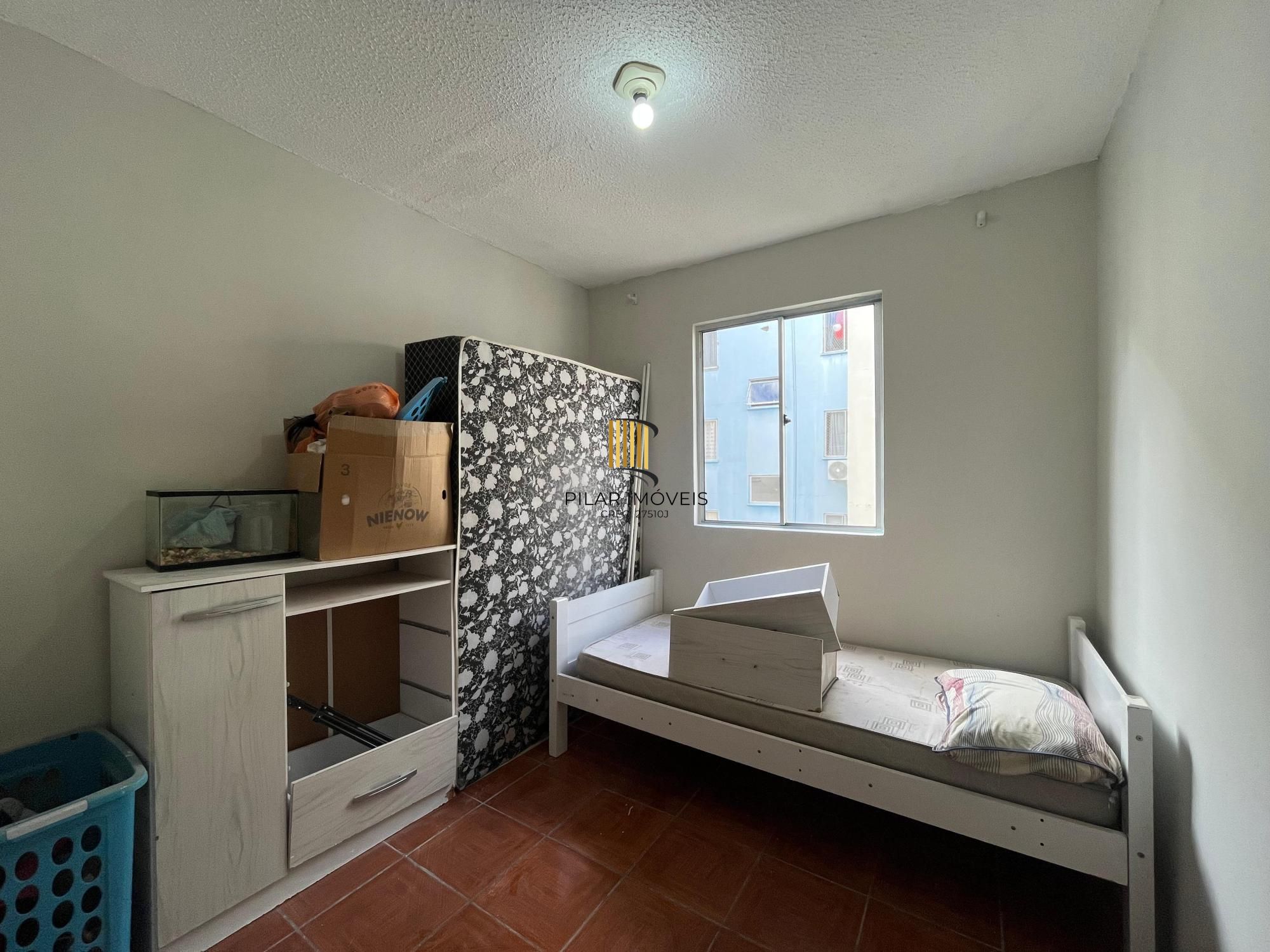 Apartamento na Restinga - 2 Dormitórios