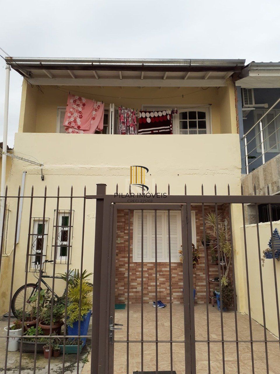 Sobrado no bairro Hípica 2D - Pilar Imóveis