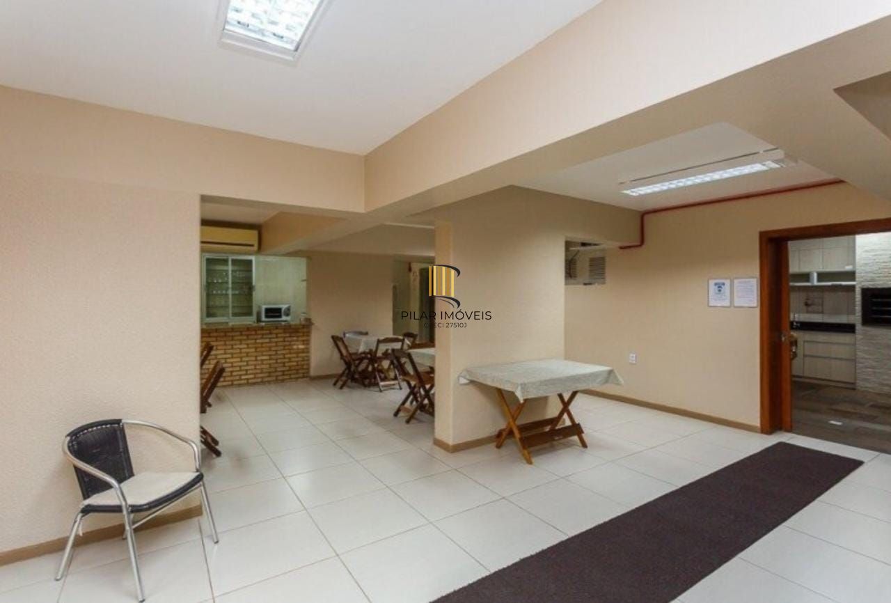 Apartamento no bairro Petrópolis - 2 dormitórios