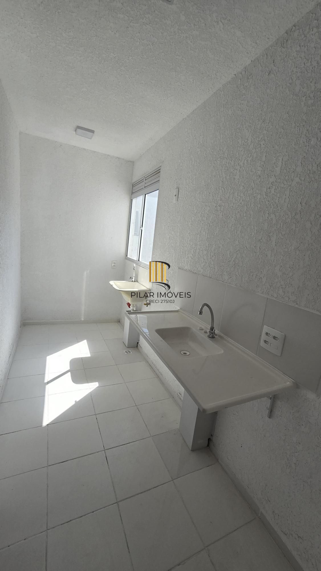 Apartamento no bairro Restinga - 2 dormitórios - 1 vaga