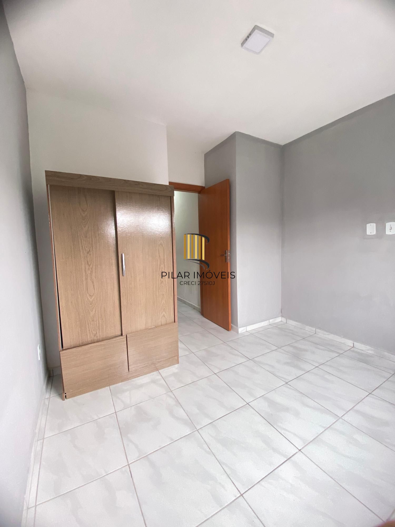 Casa 2 dormitórios- Ponta Grossa