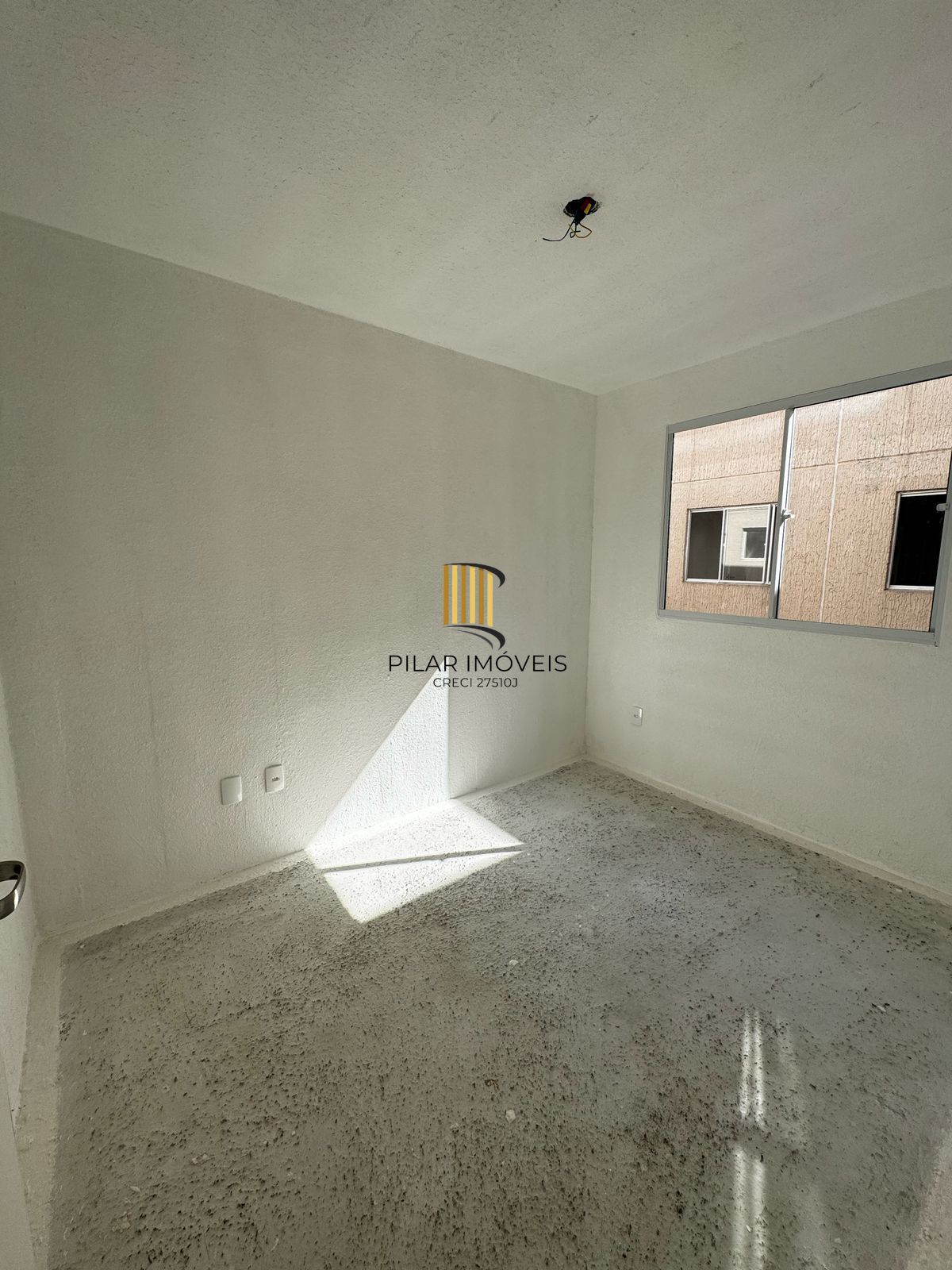 Apartamento no bairro Ipanema reformado - 2 dormitórios