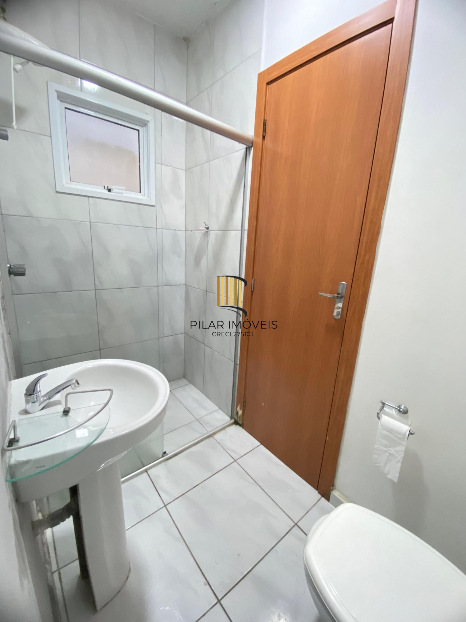 Casa 2 dormitórios- Ponta Grossa