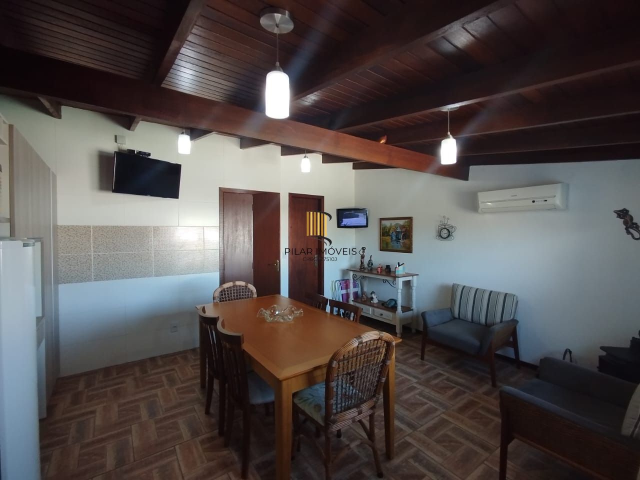 Casa no bairro Hípica - 2 dormitórios