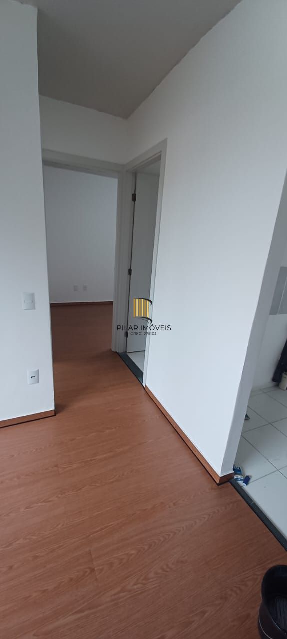 Apartamento no Bairro Mario Quintana - 2 Dormitórios