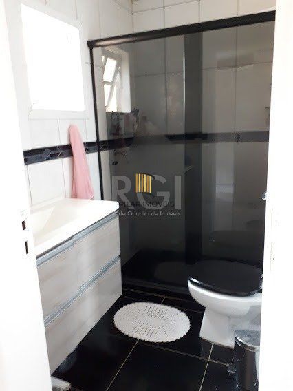 Casa com 4 dormitórios no bairro Vila Nova