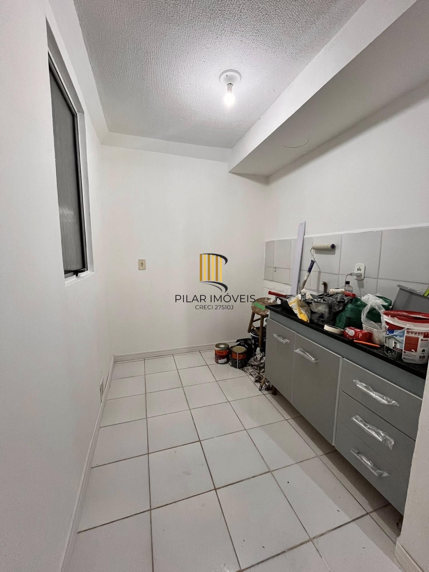 Apartamento no bairro Restinga 2 dormitórios com 1 vaga coberta esccriturada
