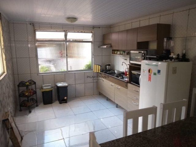 Casa no bairro Hípica - 3 dormitórios