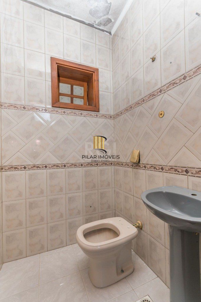 Casa no bairro Espirito Santo - 3 dormitórios