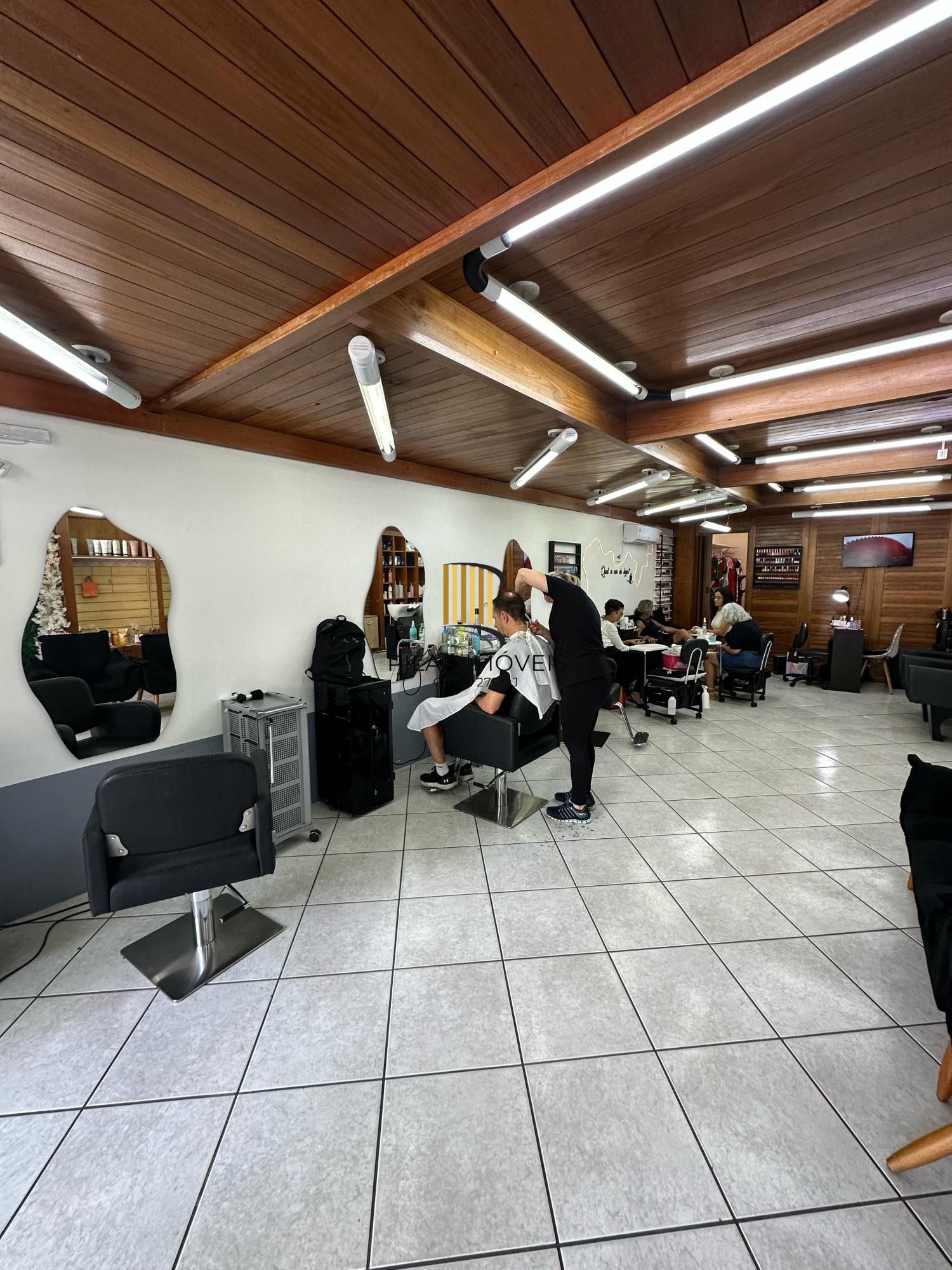 Ponto Comercial no Bairro Petrópolis no Segmento da Beleza