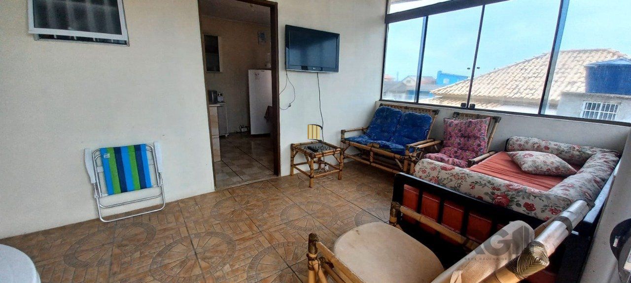 Casa em Pinhal - 5 dormitórios - FINANCIÁVEL