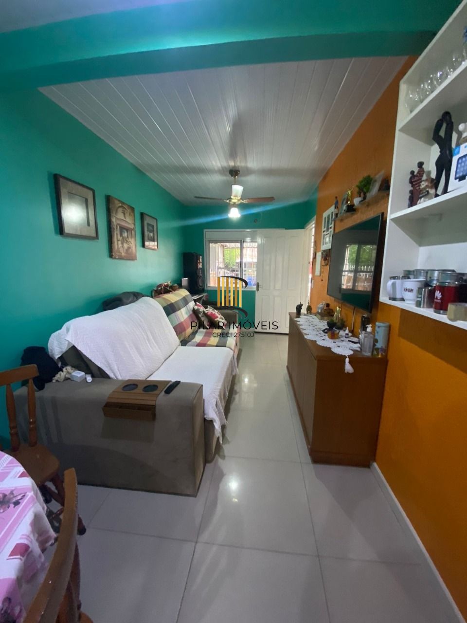 Casa 2 dormitórios no bairro Hípica