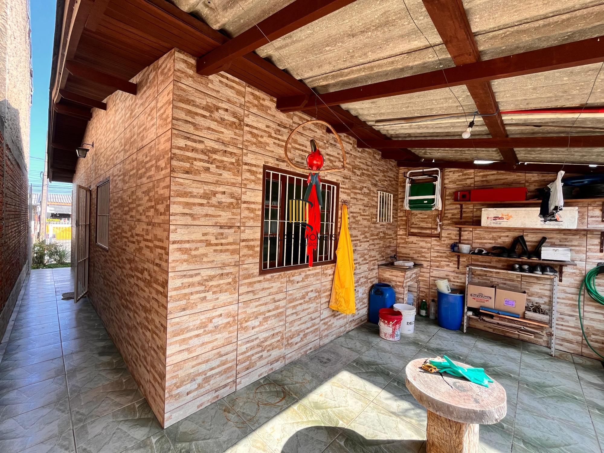 Casa no bairro Hípica - 1 Dormitório - 1 vaga coberta
