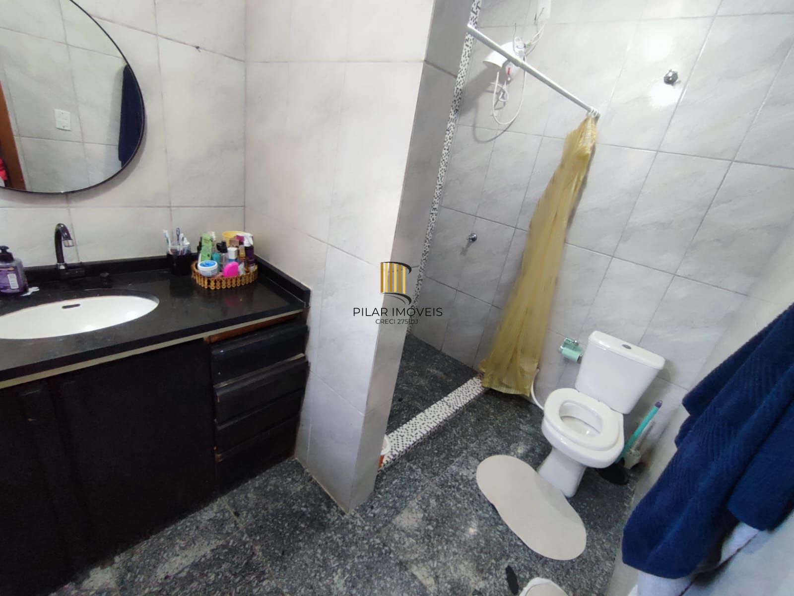 Casa no bairro Hípica - 2 dormitórios - 1 suíte