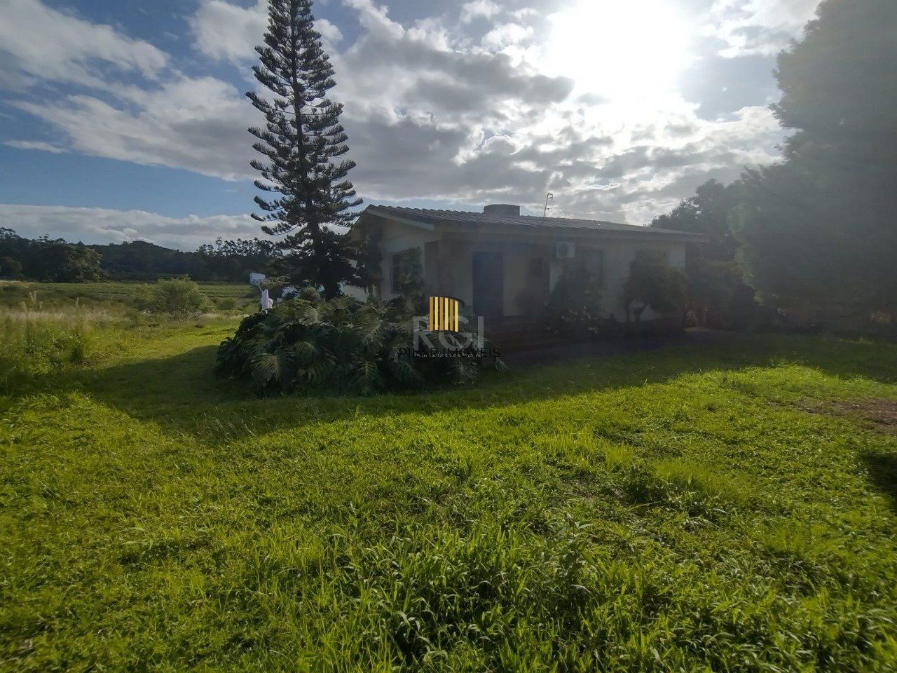 Área de terras no bairro Campo Novo